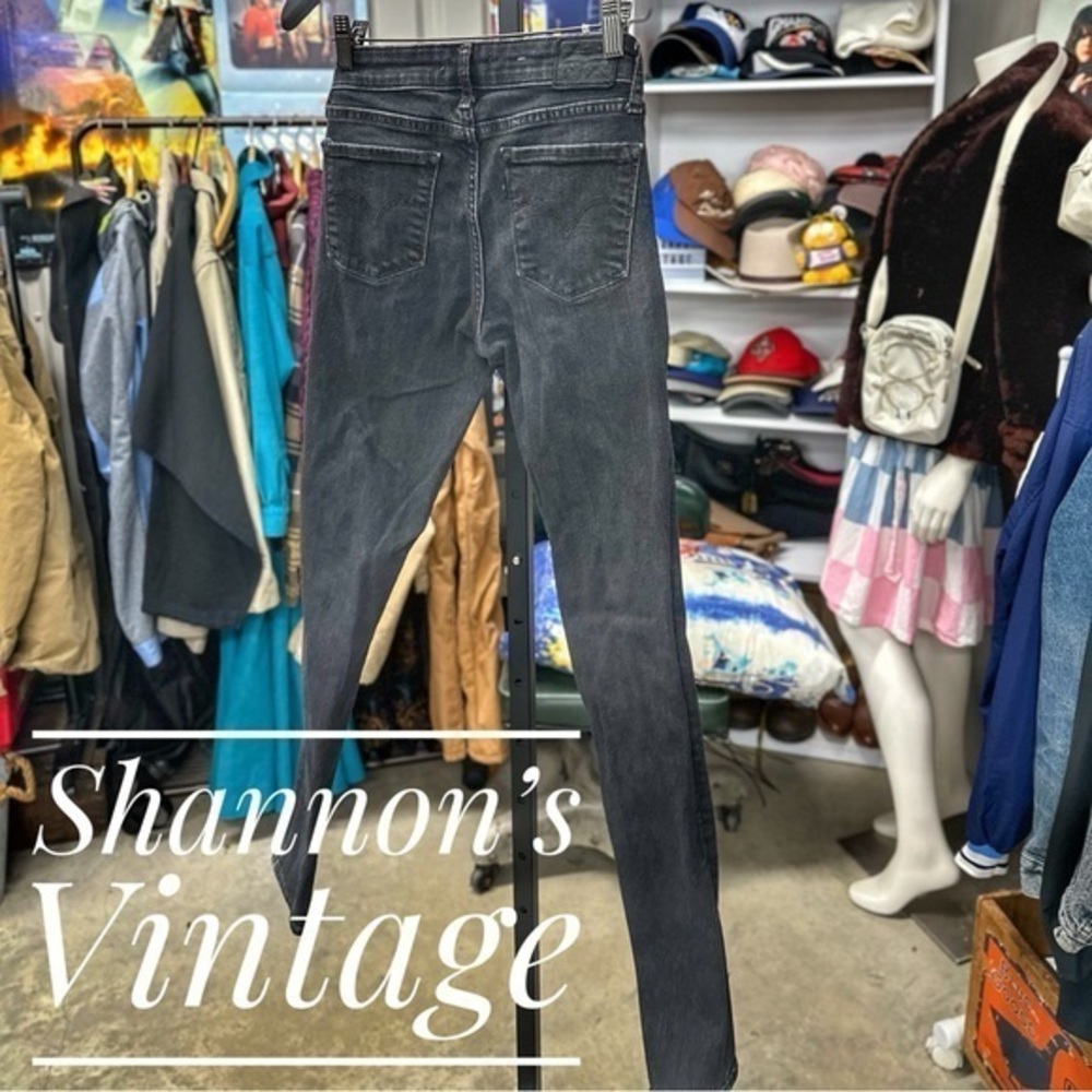 Levi’s Premium 711 skinny sz 26 jeans A40